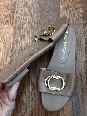 New Stuart Weitzman Tan Slides
